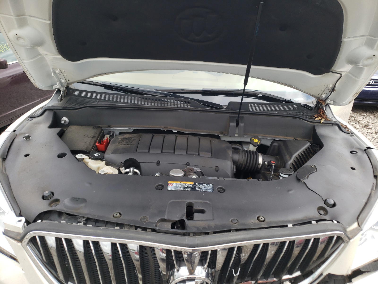 Photo 7 from auction – 2015 BUICK ENCLAVE with VIN 5GAKRBKD0FJ255732