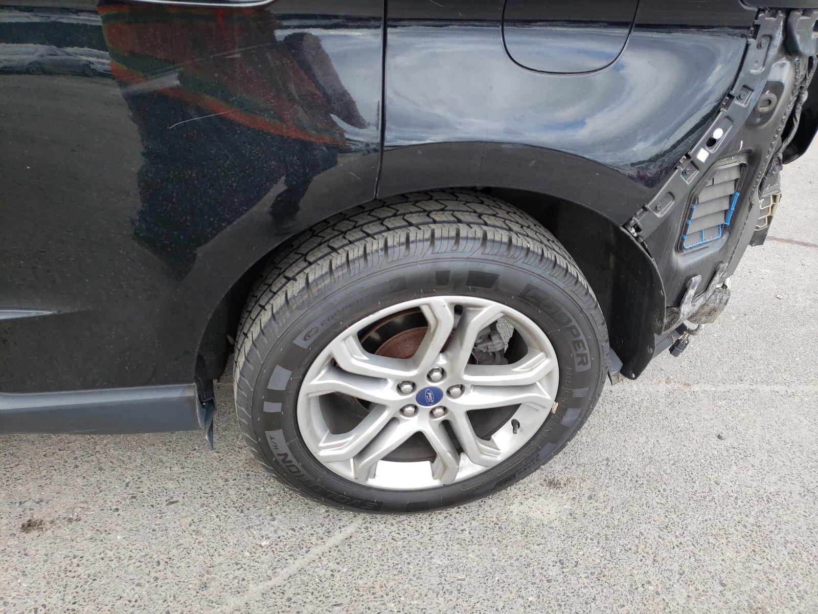 Photo 9 from auction – 2017 FORD EDGE TITAN with VIN 2FMPK4K9XHBC03396