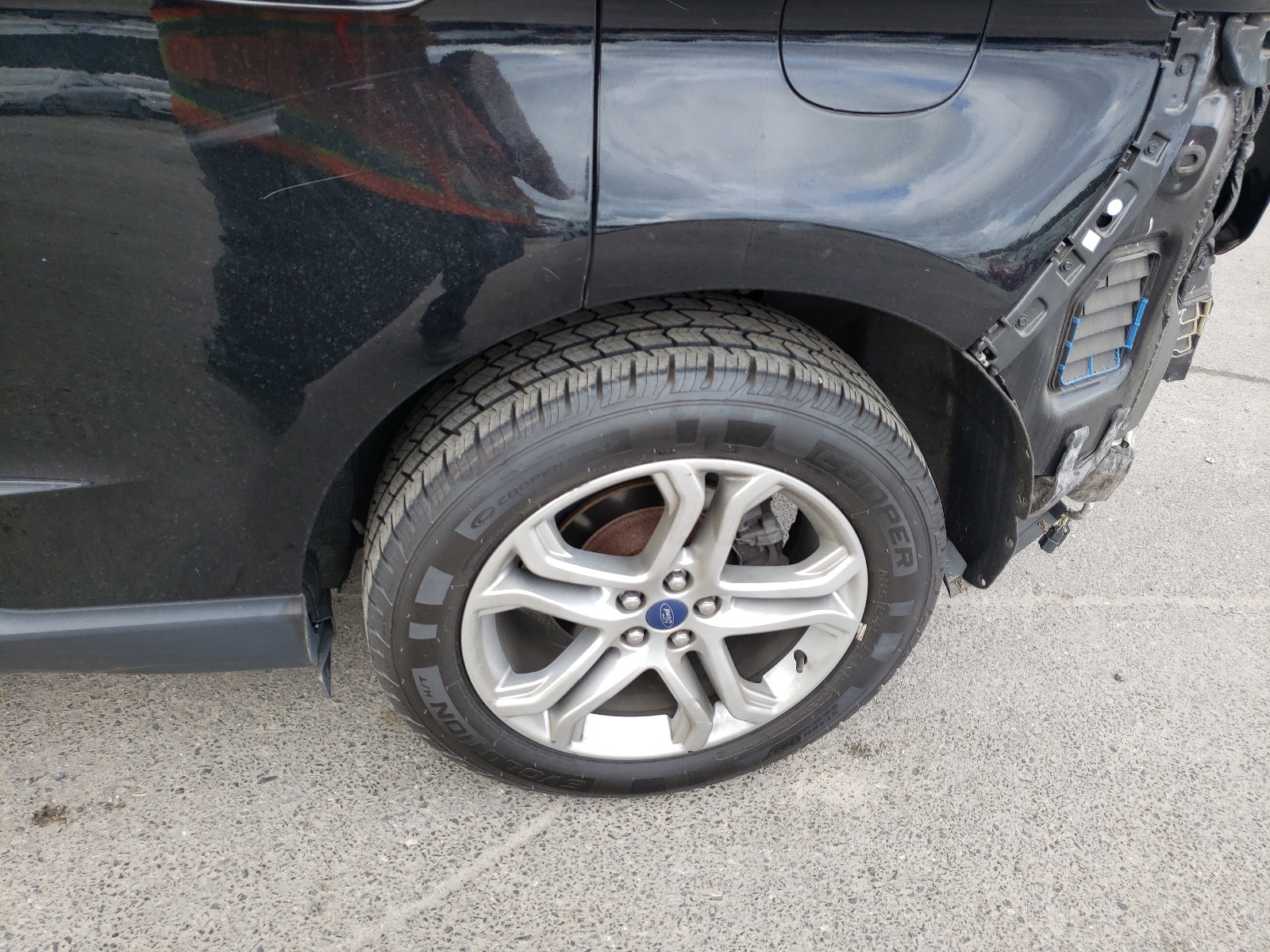 Zdjęcie 9 z aukcji – 2017 FORD EDGE TITAN z VIN 2FMPK4K9XHBC03396