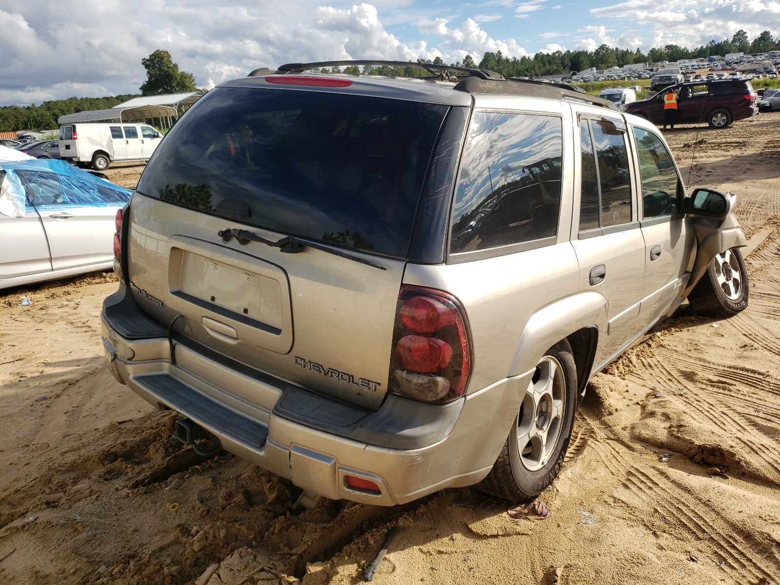 Photo 4 from auction – 2002 CHEVROLET TRAILBLAZE with VIN 1GNDT13SX22393919