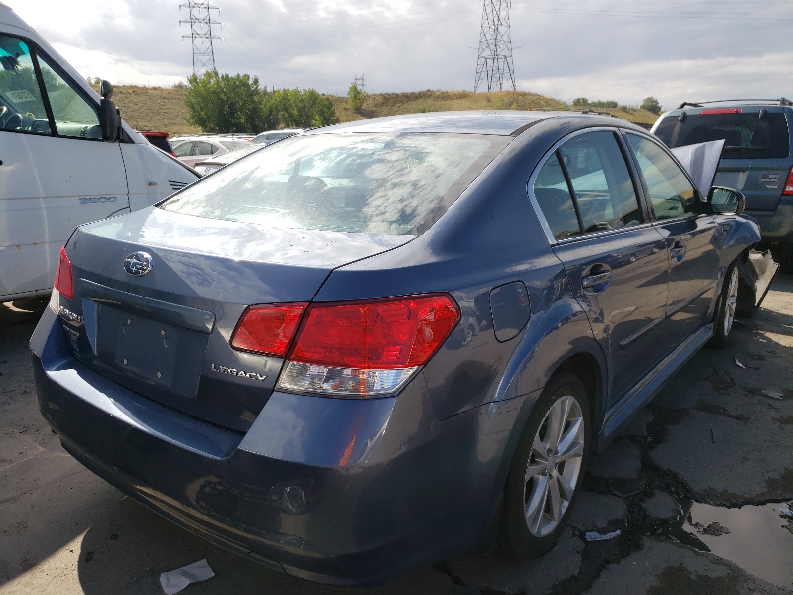 Photo 4 from auction – 2013 SUBARU LEGACY 2.5 with VIN 4S3BMCG63D3010051