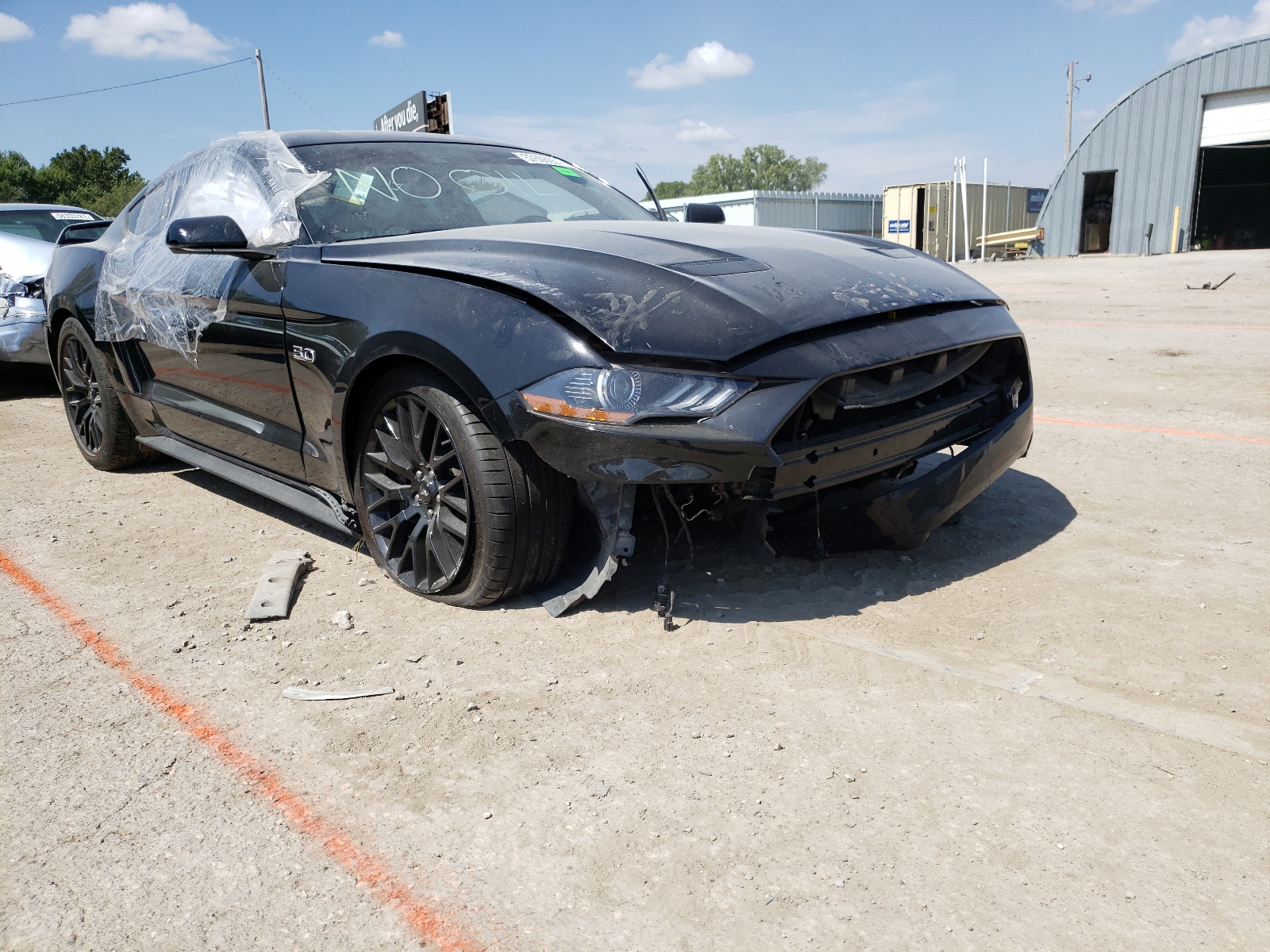 Photo 9 from auction – 2018 FORD MUSTANG GT with VIN 1FA6P8CF7J5108355