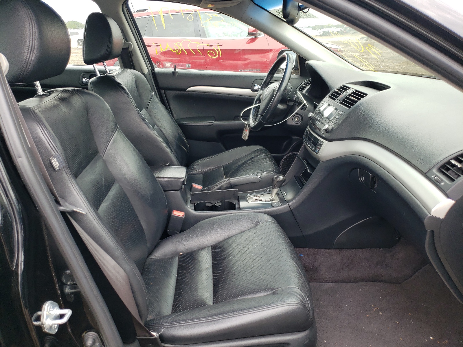 Photo 5 from auction – 2006 ACURA TSX with VIN JH4CL96846C002734