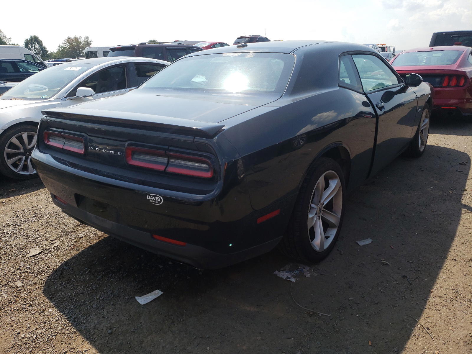 Photo 4 from auction – 2017 DODGE CHALLENGER with VIN 2C3CDZBTXHH658353