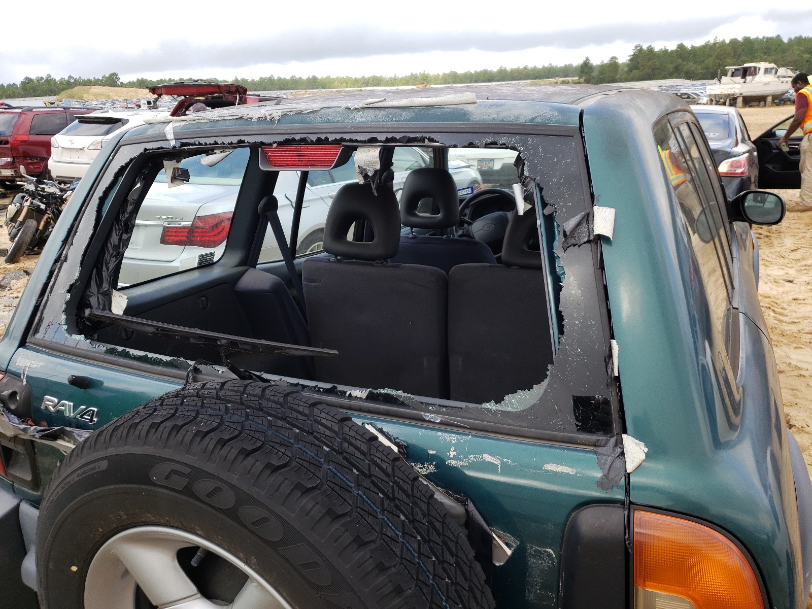 Zdjęcie 9 z aukcji – 1997 TOYOTA RAV4 z VIN JT3GP10VXV7021629