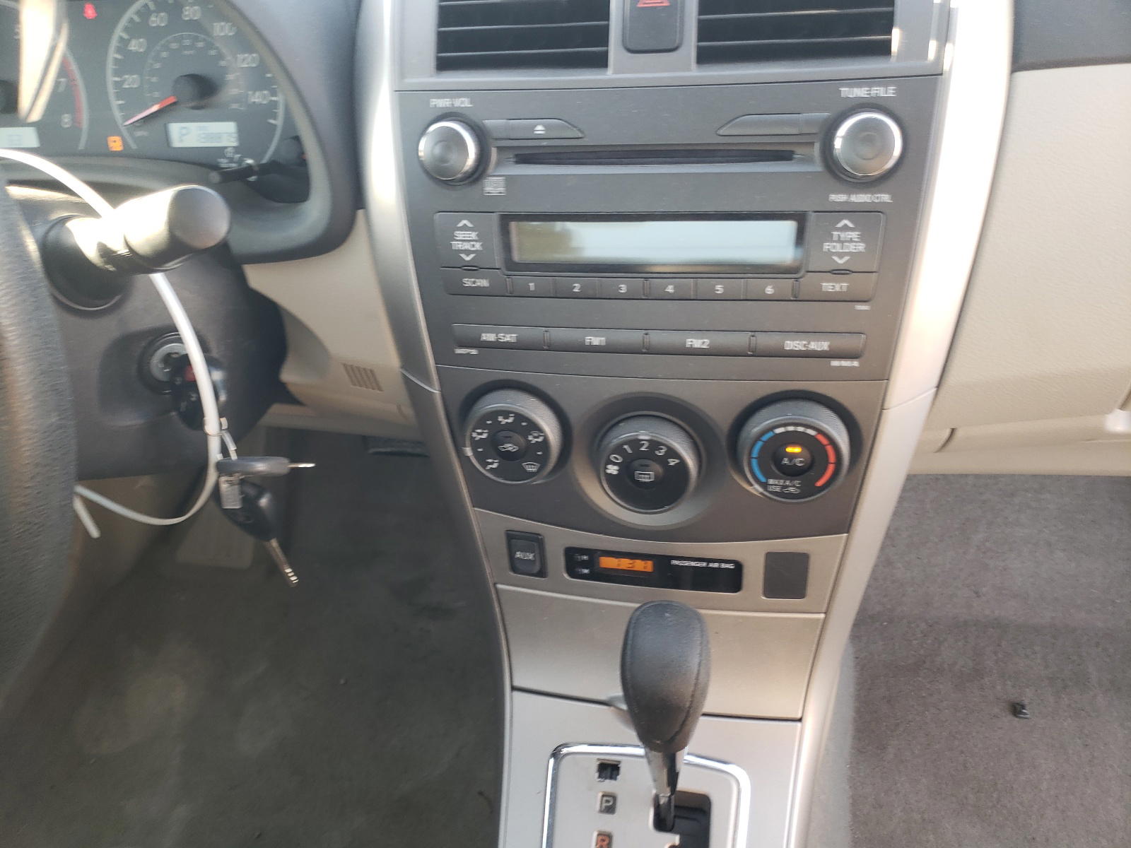 Photo 9 from auction – 2011 TOYOTA COROLLA BA with VIN JTDBU4EE7BJ090950