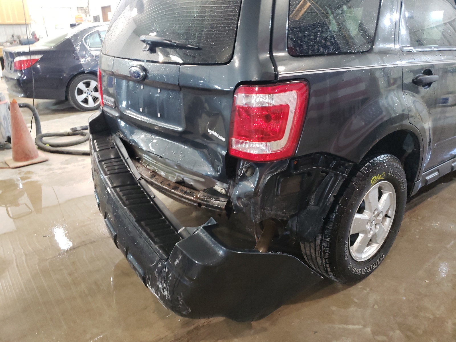 Photo 9 from auction – 2008 FORD ESCAPE XLT with VIN 1FMCU03Z68KA63448