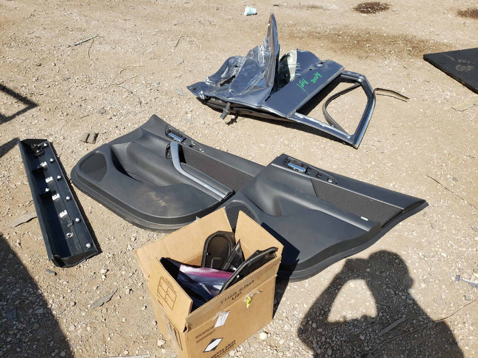 Photo 9 from auction – 2018 MITSUBISHI ECLIPSE CR with VIN JA4AT5AA4JZ045806