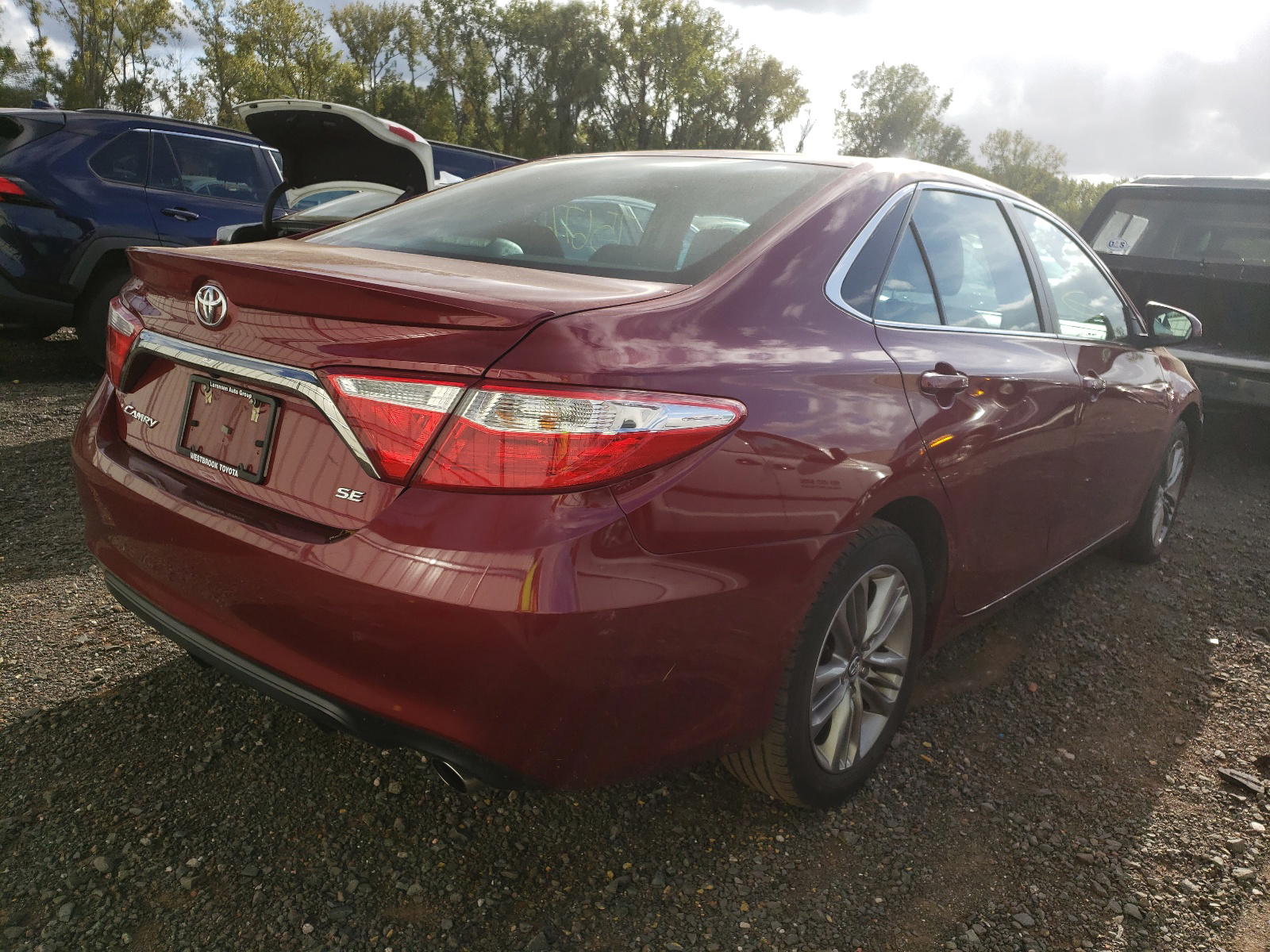 Photo 4 from auction – 2016 TOYOTA CAMRY LE with VIN 4T1BF1FK2GU569680
