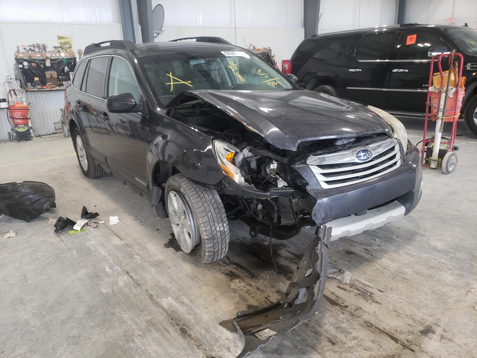 SUBARU OUTBACK 2. 2011 with VIN 4S4BRBKC9B3415168 - Photo from auction