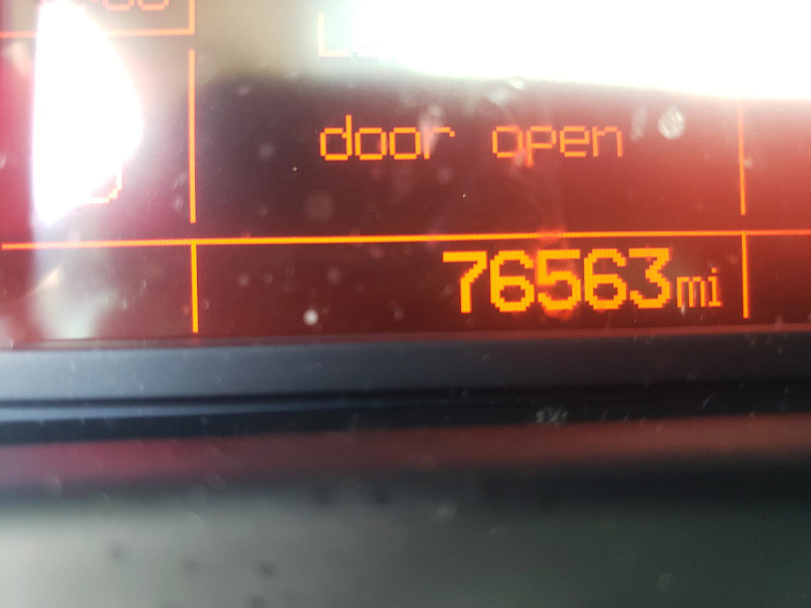 Photo 8 from auction – 2015 FIAT 500L TREKK with VIN ZFBCFADH2FZ032165