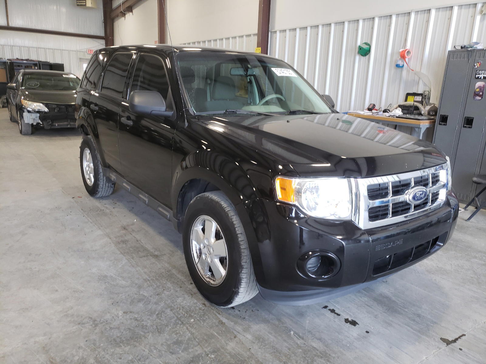 FORD ESCAPE XLS 2012 with VIN 1FMCU0C77CKC75184 - Photo from auction