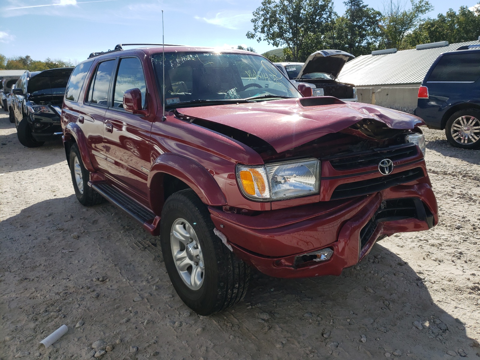 TOYOTA 4RUNNER SR 2002 with VIN JT3HN86R820381192 - Photo from auction