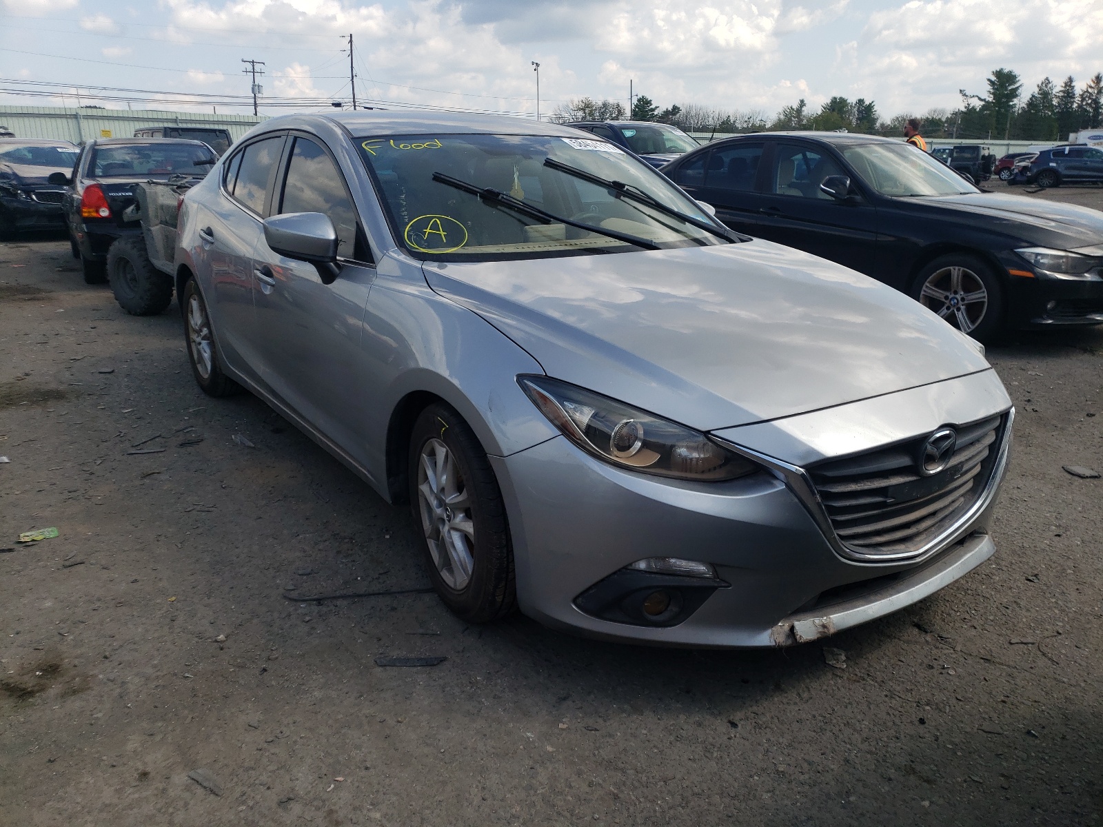 Photo 1 from auction – 2015 MAZDA 3 TOURING with VIN 3MZBM1V70FM143154