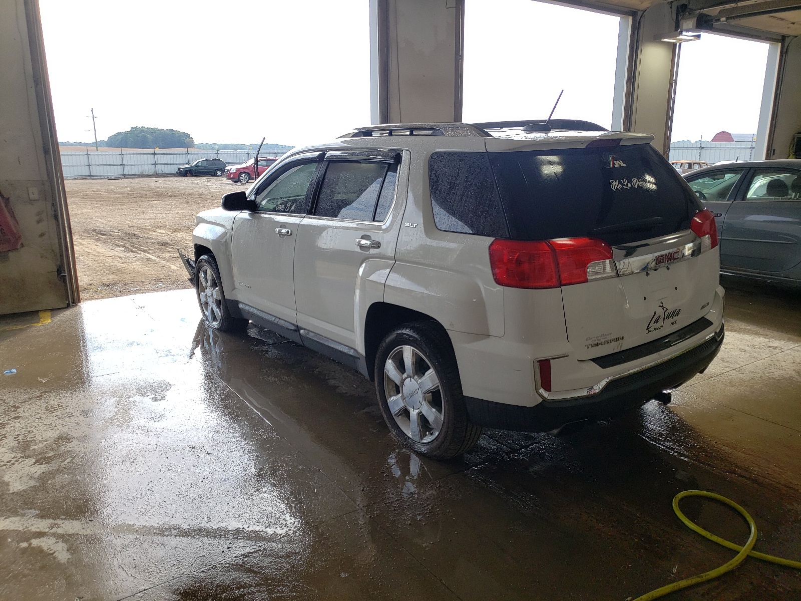 Zdjęcie 3 z aukcji – 2016 GMC TERRAIN SL z VIN 2GKFLUE31G6190621