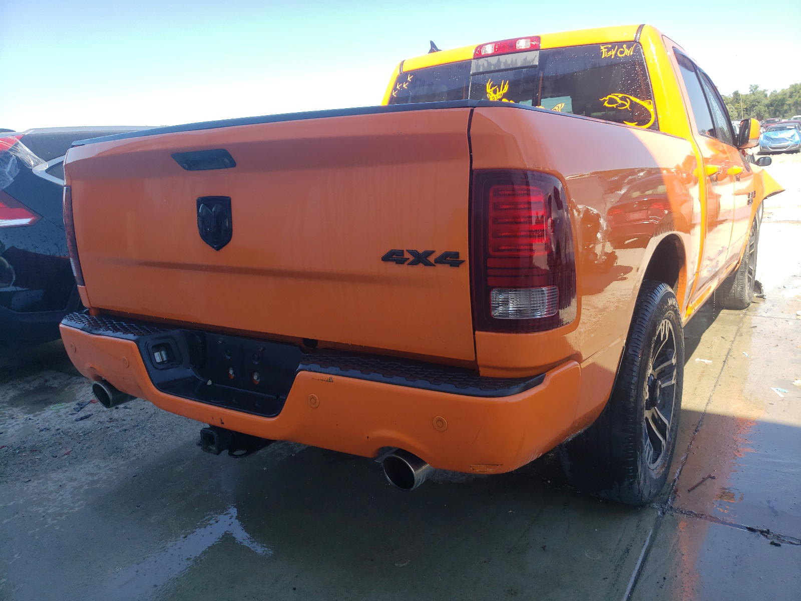 Photo 4 from auction – 2015 RAM 1500 SPORT with VIN 1C6RR7MT2FS702464