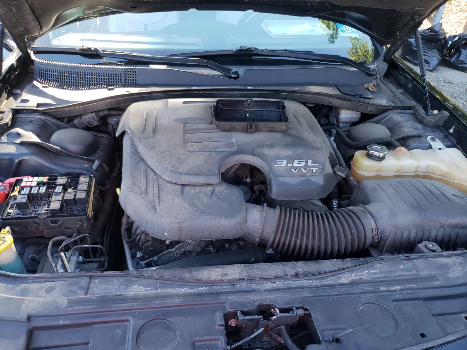 Photo 7 from auction – 2013 CHRYSLER 300 with VIN 2C3CCAAGXDH743549