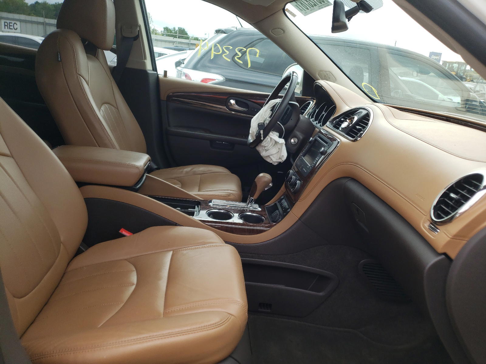 Photo 5 from auction – 2015 BUICK ENCLAVE with VIN 5GAKRBKD0FJ255732