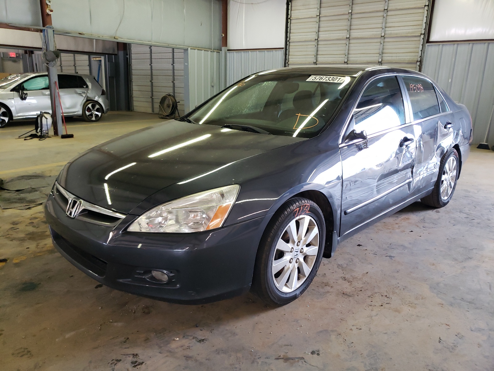 Photo 2 from auction – 2007 HONDA ACCORD EX with VIN 1HGCM66547A084272