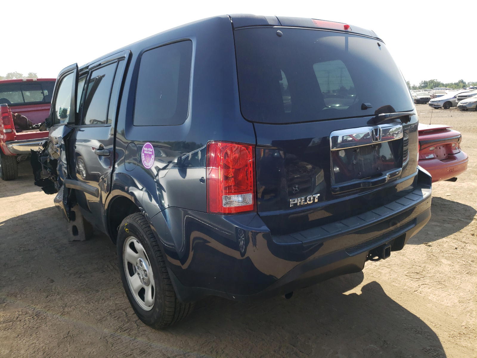 Photo 3 from auction – 2012 HONDA PILOT LX with VIN 5FNYF3H28CB013125
