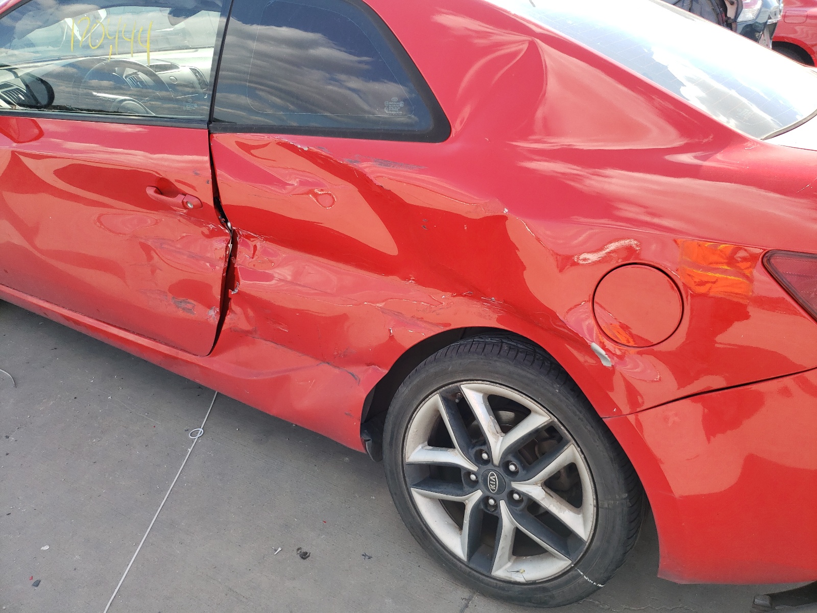 Photo 9 from auction – 2010 KIA FORTE SX with VIN KNAFW6A37A5130248