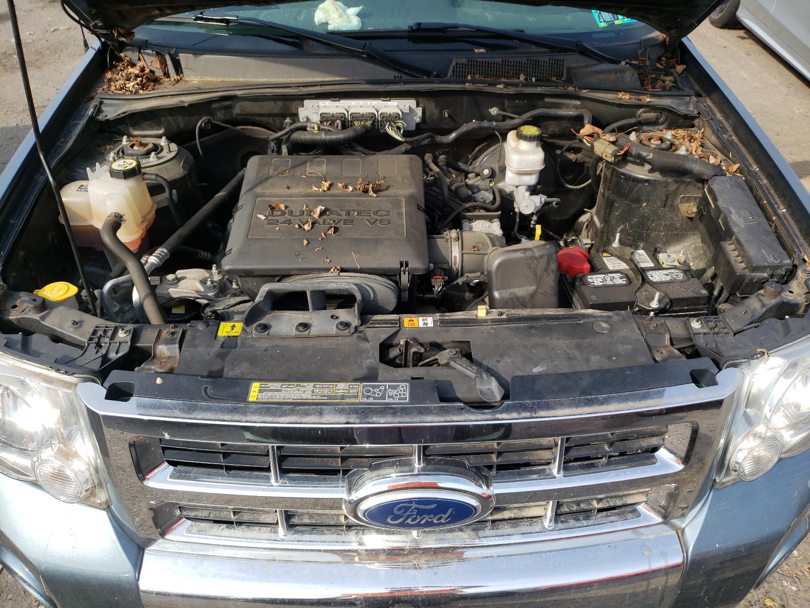 Photo 7 from auction – 2012 FORD ESCAPE LIM with VIN 1FMCU9EG9CKB48213