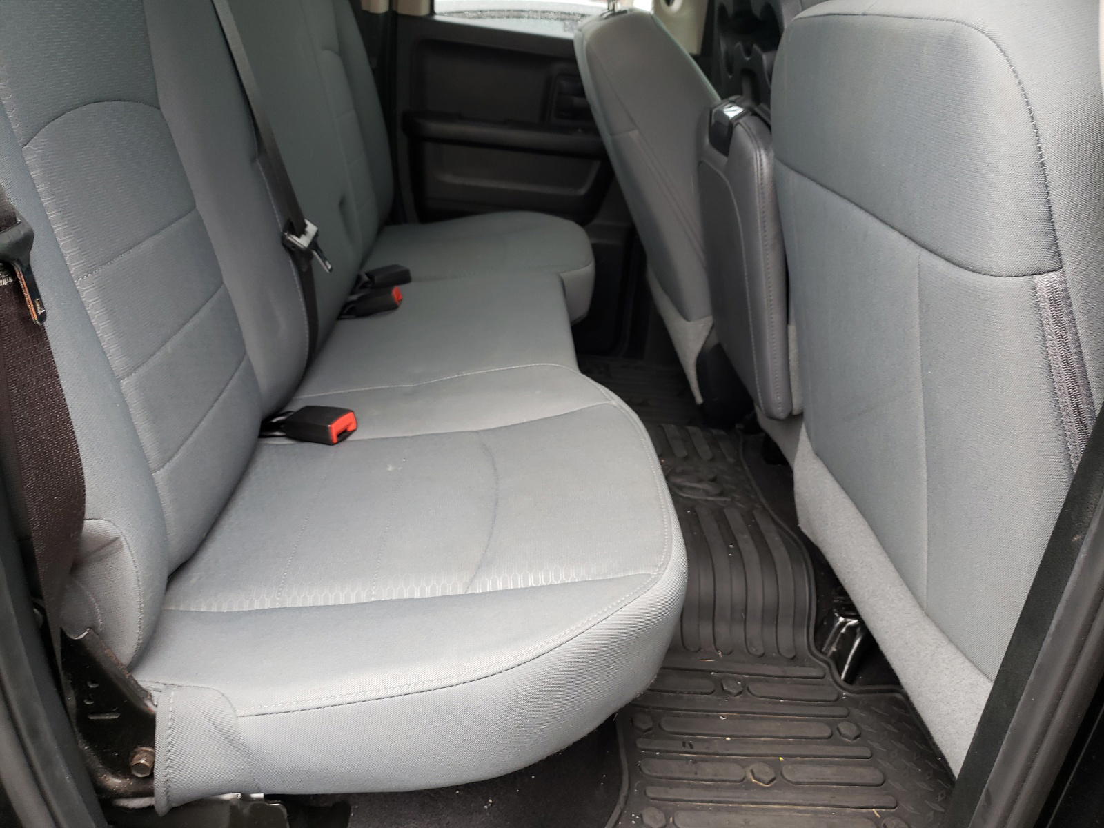 Photo 6 from auction – 2018 RAM 1500 ST with VIN 1C6RR7FT1JS343825