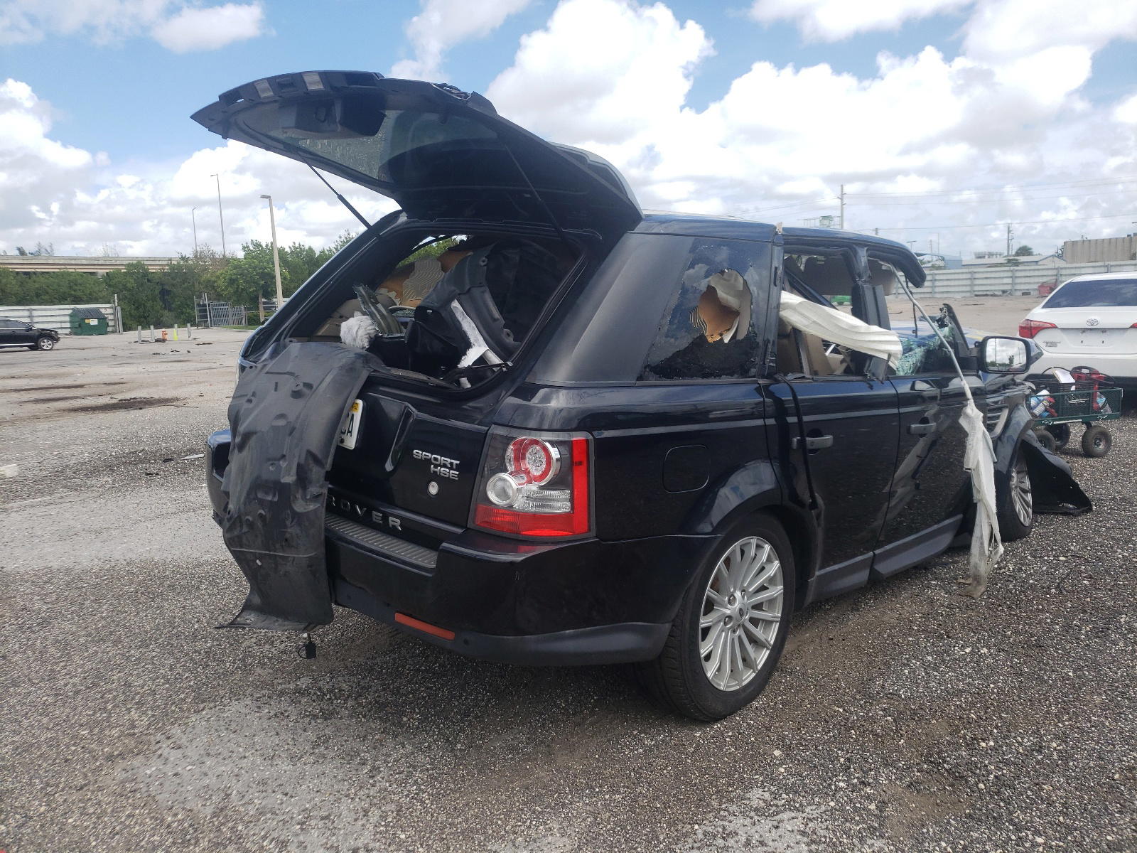 Photo 4 from auction – 2011 LAND ROVER RANGE ROVE with VIN SALSF2D43BA716185