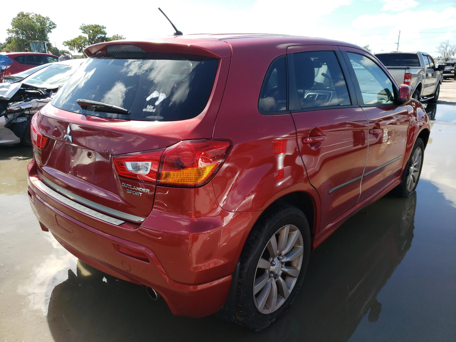 Photo 4 from auction – 2011 MITSUBISHI OUTLANDER with VIN JA4AR4AU3BZ010016