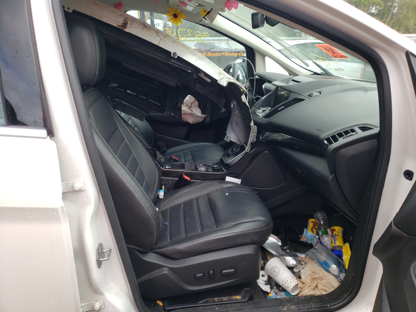 Photo 5 from auction – 2017 FORD C-MAX TITA with VIN 1FADP5FU8HL107382