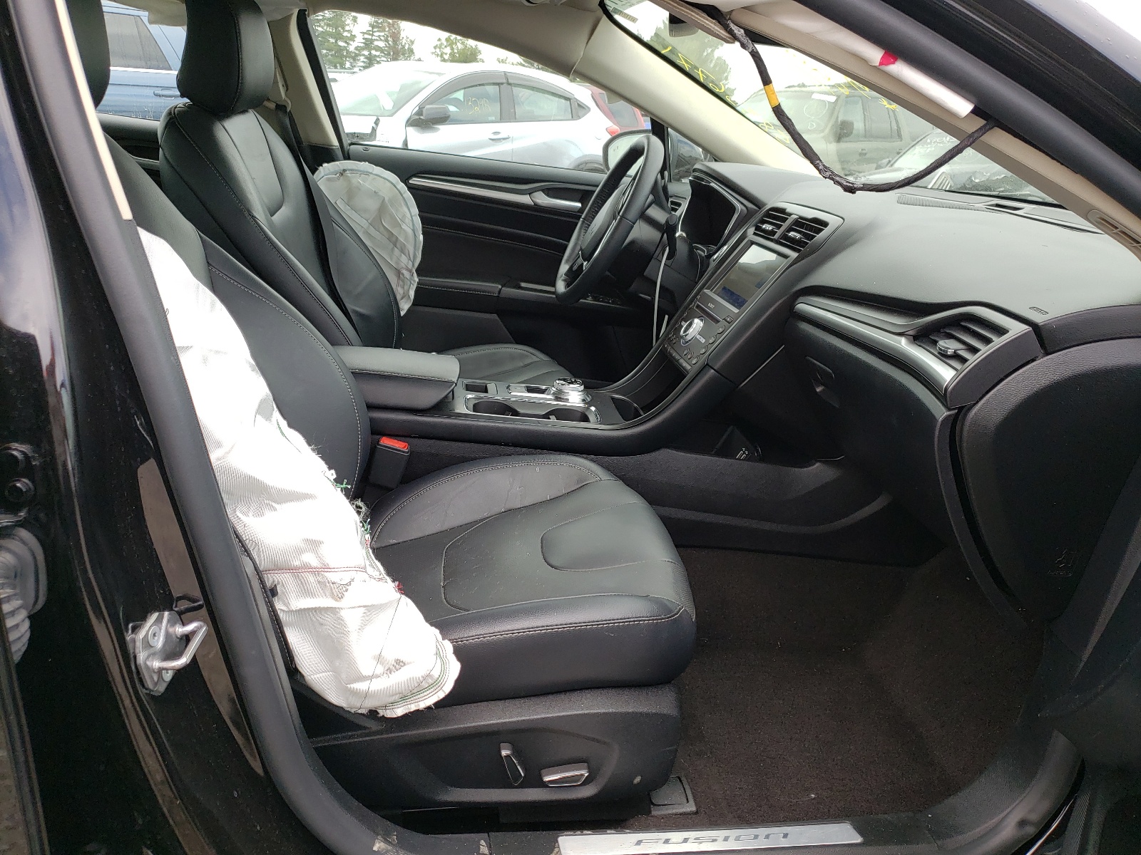 Photo 5 from auction – 2020 FORD FUSION TIT with VIN 3FA6P0D99LR193385