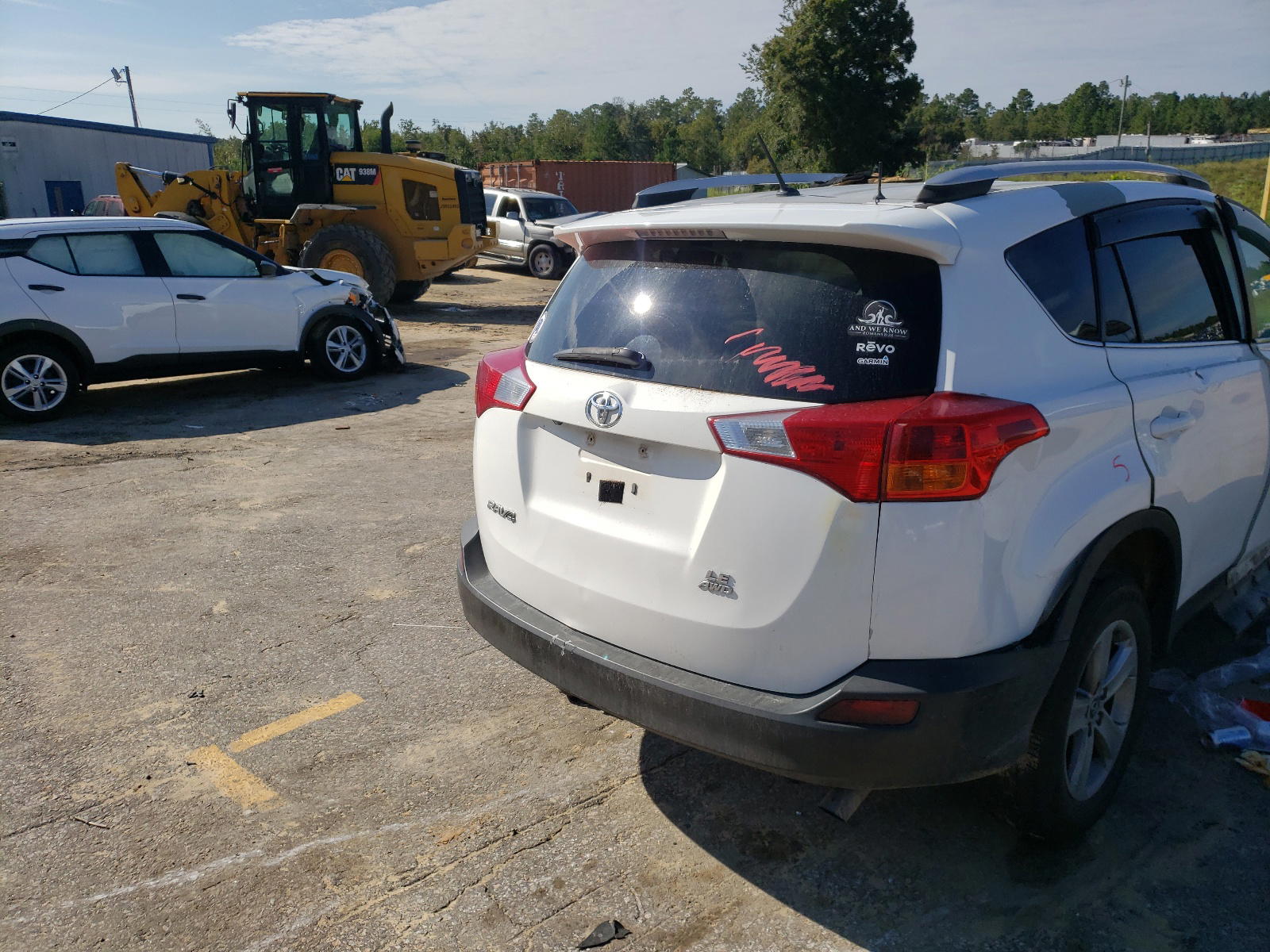 Photo 4 from auction – 2013 TOYOTA RAV4 LE with VIN 2T3BFREV9DW055578