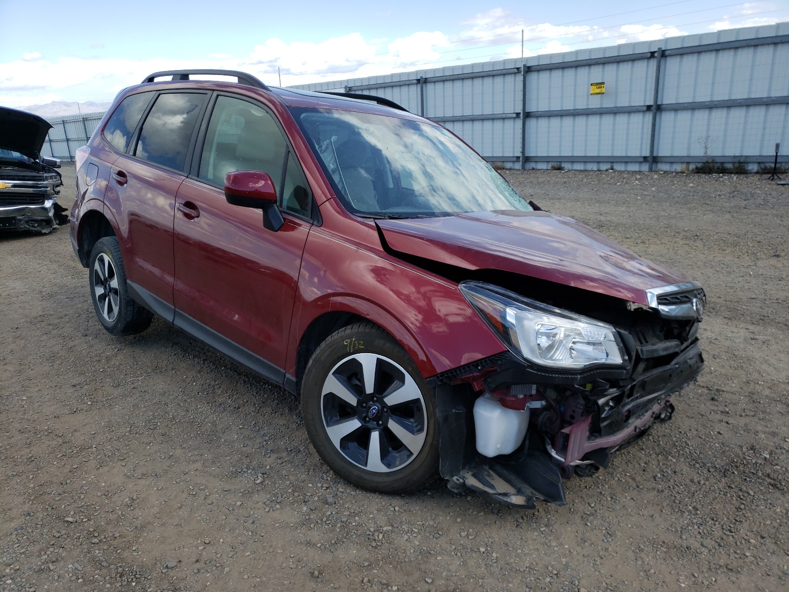 SUBARU FORESTER 2018 مع رقم تعريف المركبة JF2SJAGCXJH588568 - صورة من المزاد