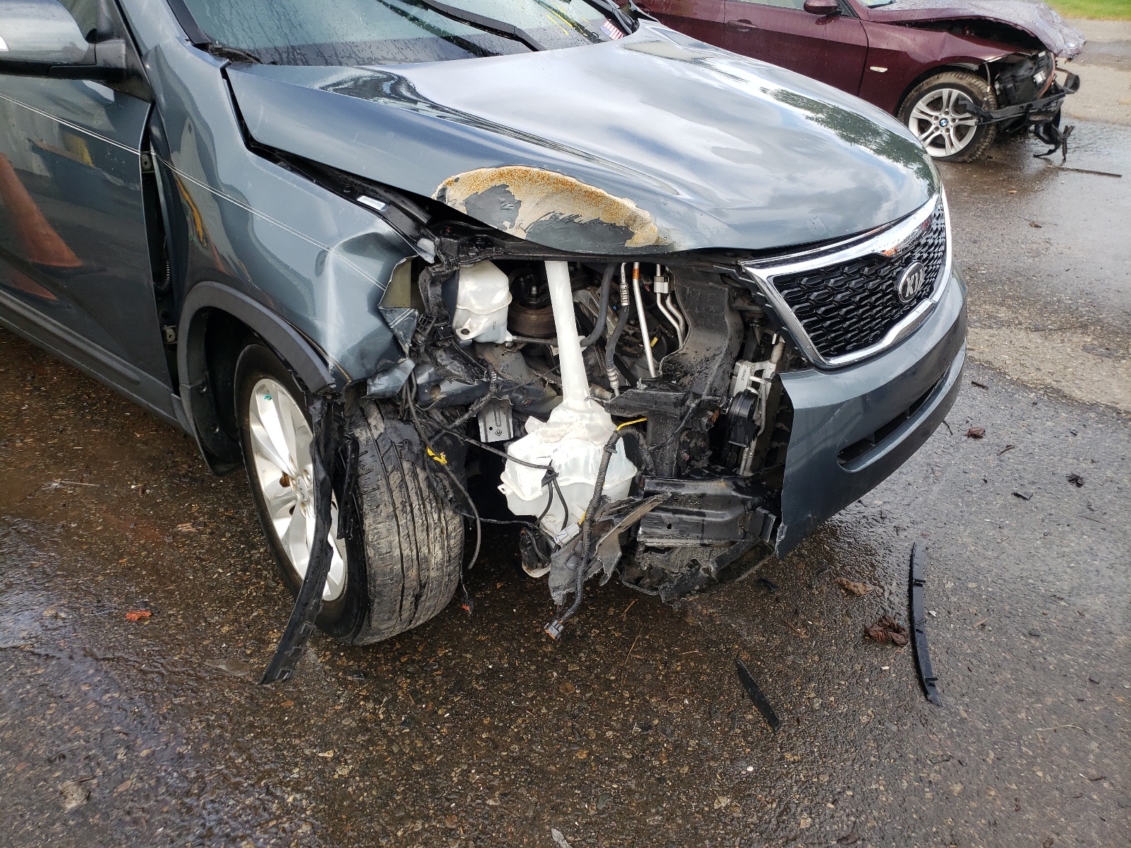 Photo 9 from auction – 2014 KIA SORENTO EX with VIN 5XYKU4A72EG437046