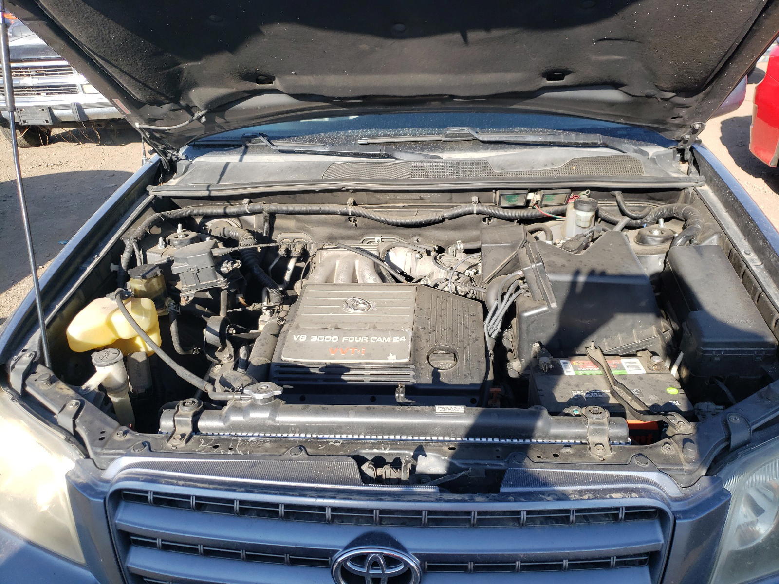 Photo 7 from auction – 2002 TOYOTA HIGHLANDER with VIN JTEHF21A020047466