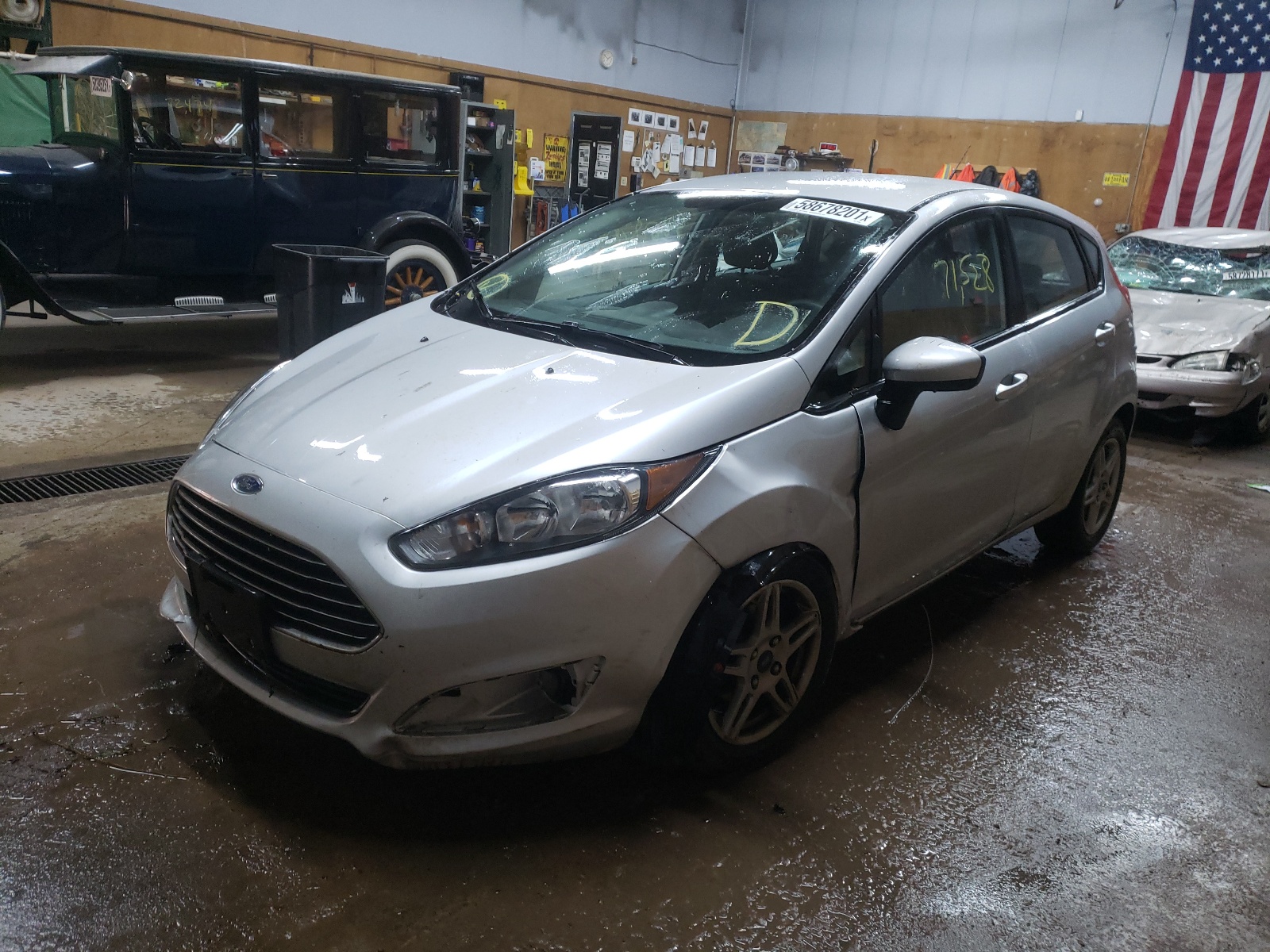 Photo 2 from auction – 2018 FORD FIESTA SE with VIN 3FADP4EJ6JM101666