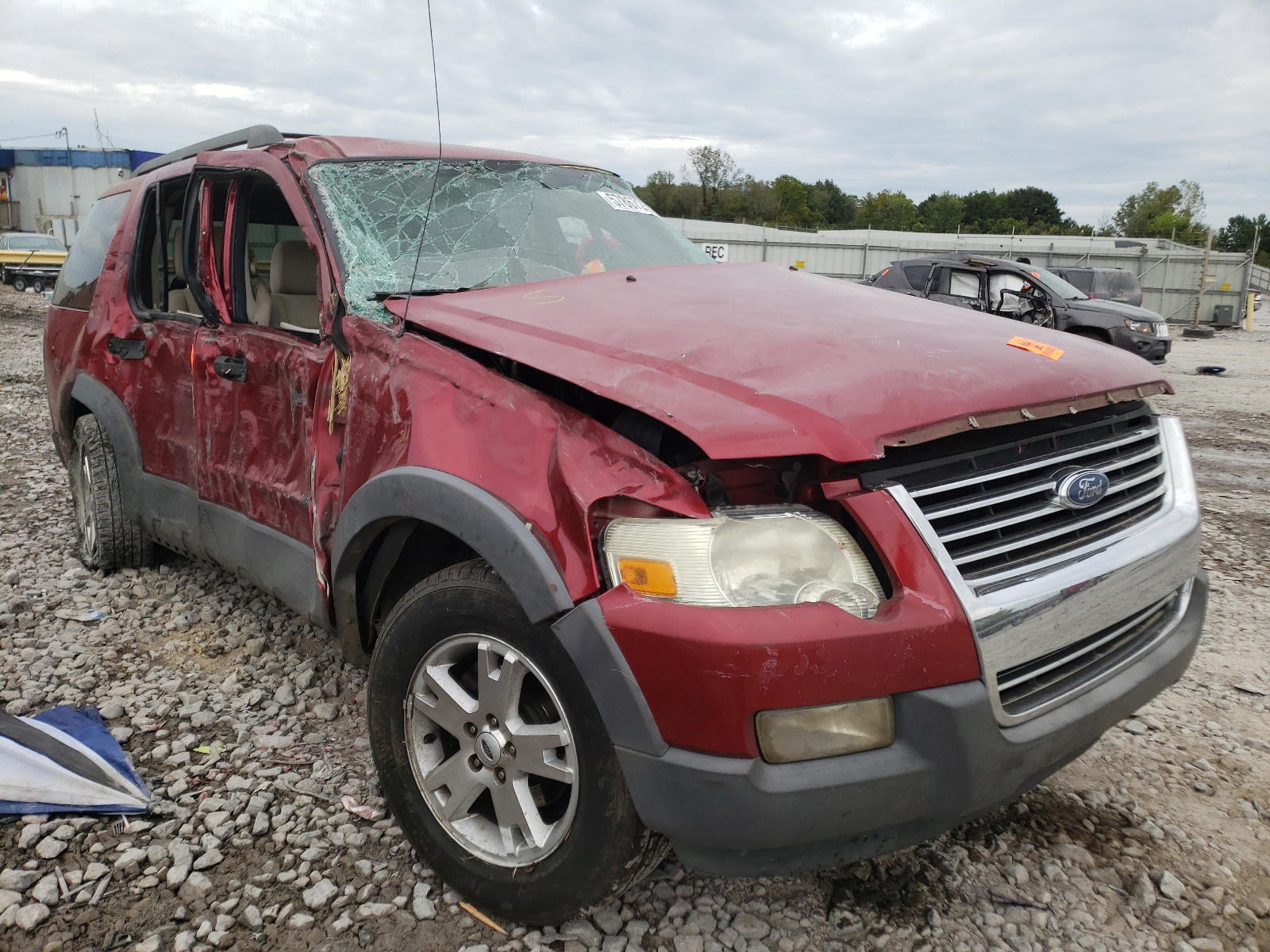 FORD EXPLORER X 2006 with VIN 1FMEU73E16UA18286 - Photo from auction