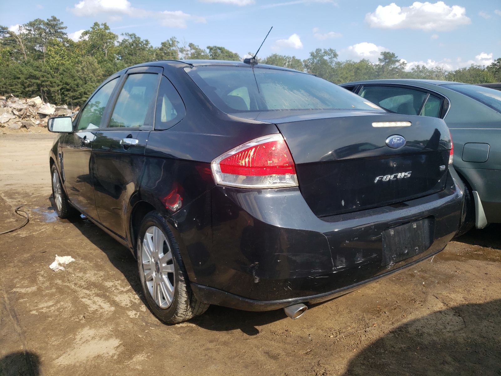 Photo 3 from auction – 2008 FORD FOCUS SE with VIN 1FAHP35N38W236032