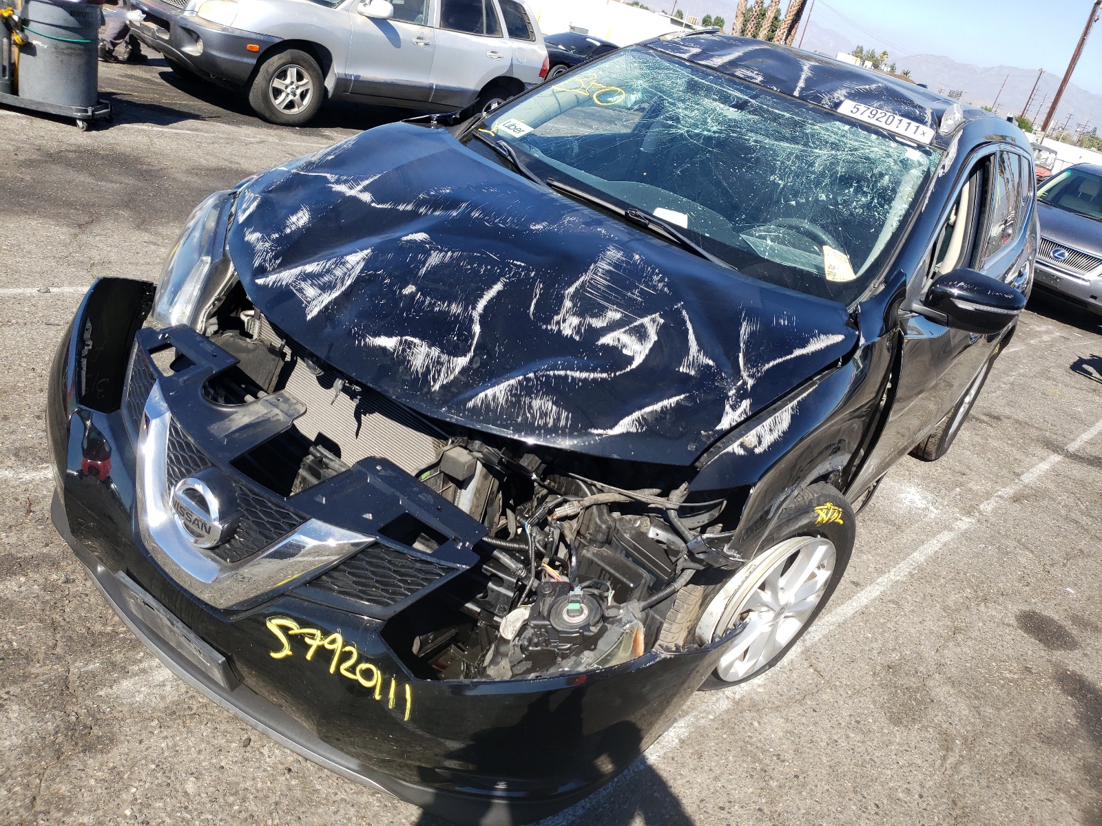 Photo 2 from auction – 2015 NISSAN ROGUE S with VIN KNMAT2MTXFP530813