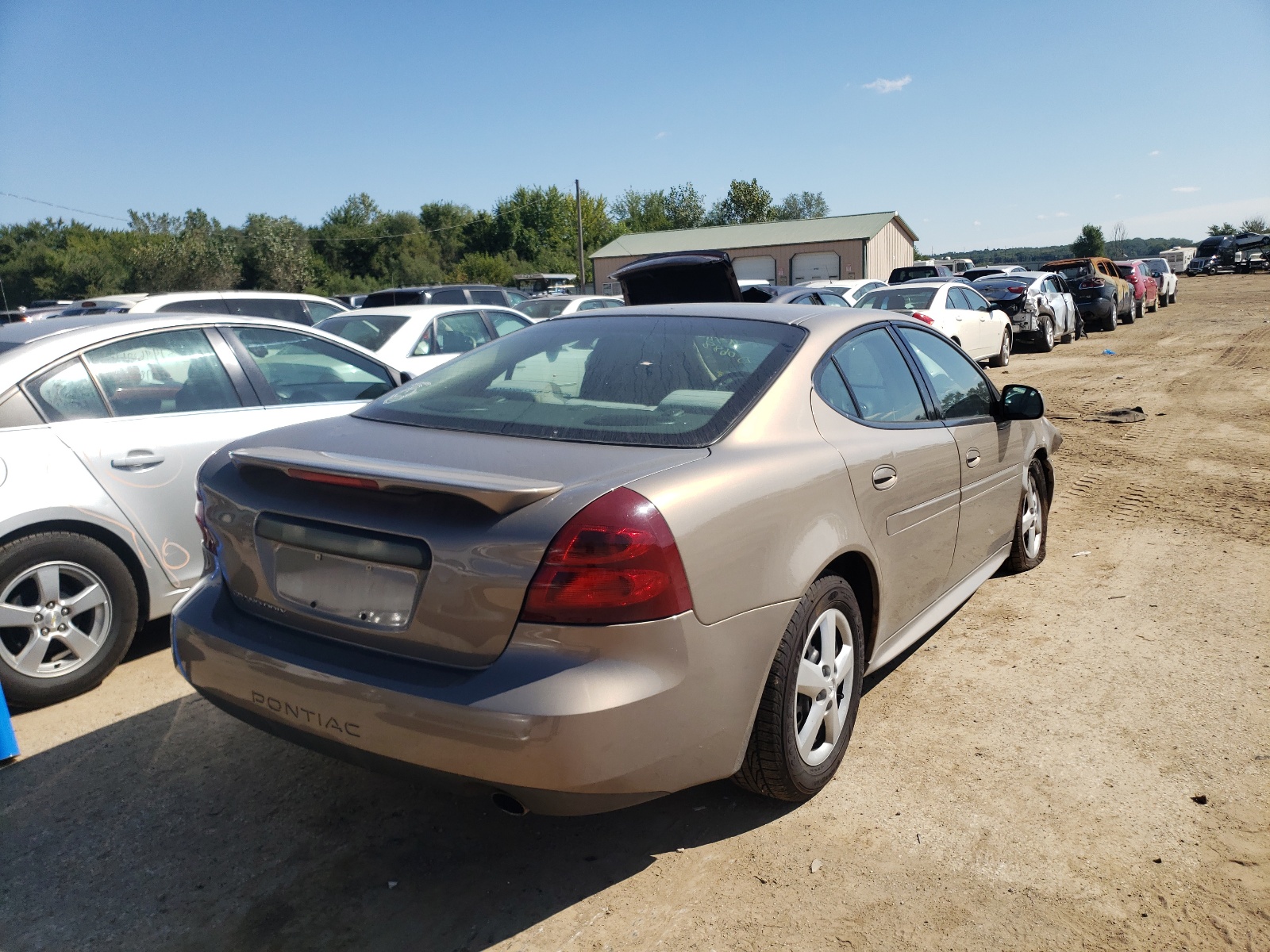 Photo 4 from auction – 2007 PONTIAC GRAND PRIX with VIN 2G2WP552671230688