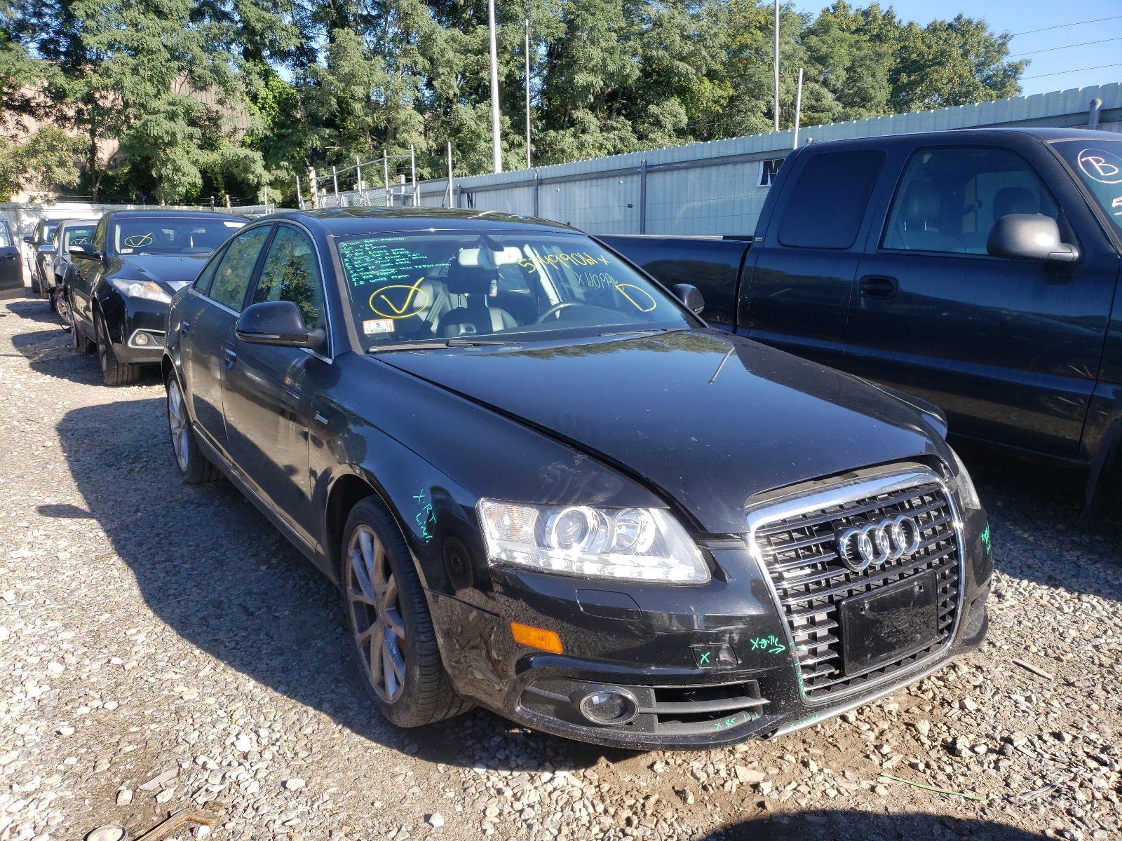 AUDI A6 PREMIUM 2011 with VIN WAUFGAFB8BN063063 - Photo from auction