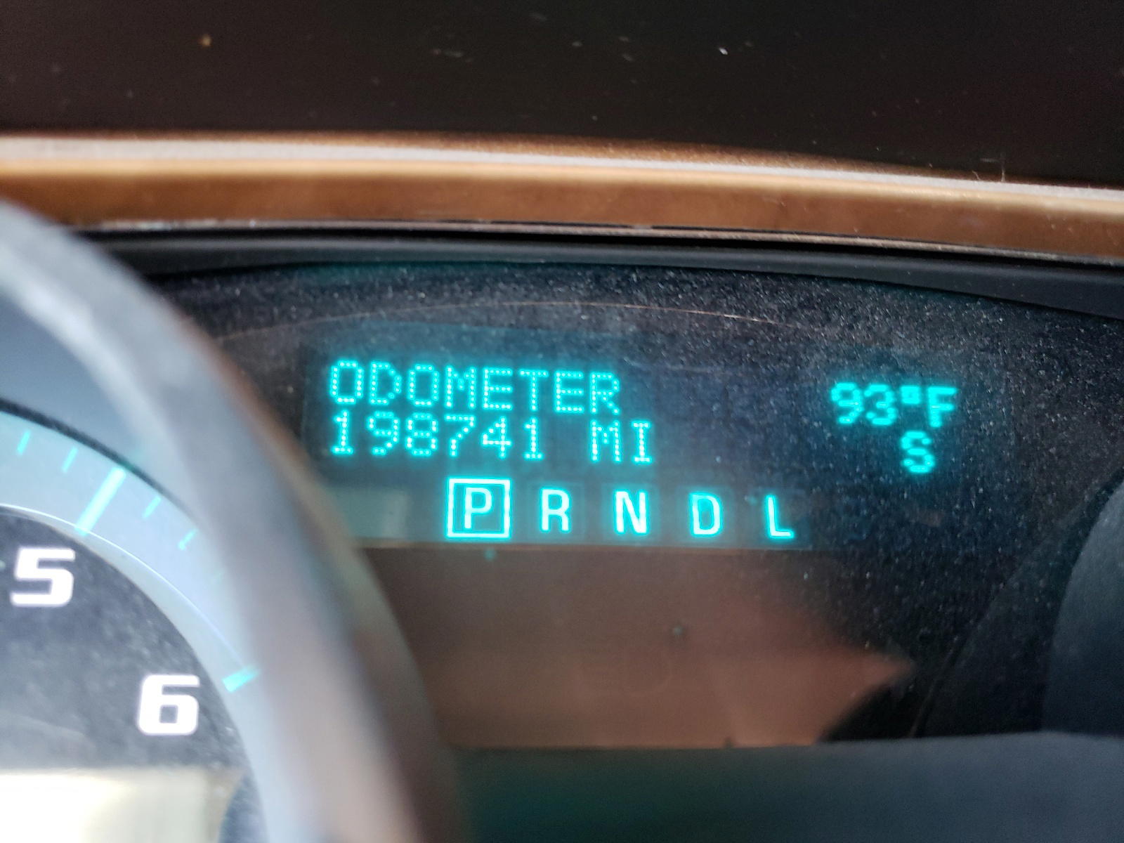 Photo 8 from auction – 2011 BUICK ENCLAVE CX with VIN 5GAKRBED1BJ247192