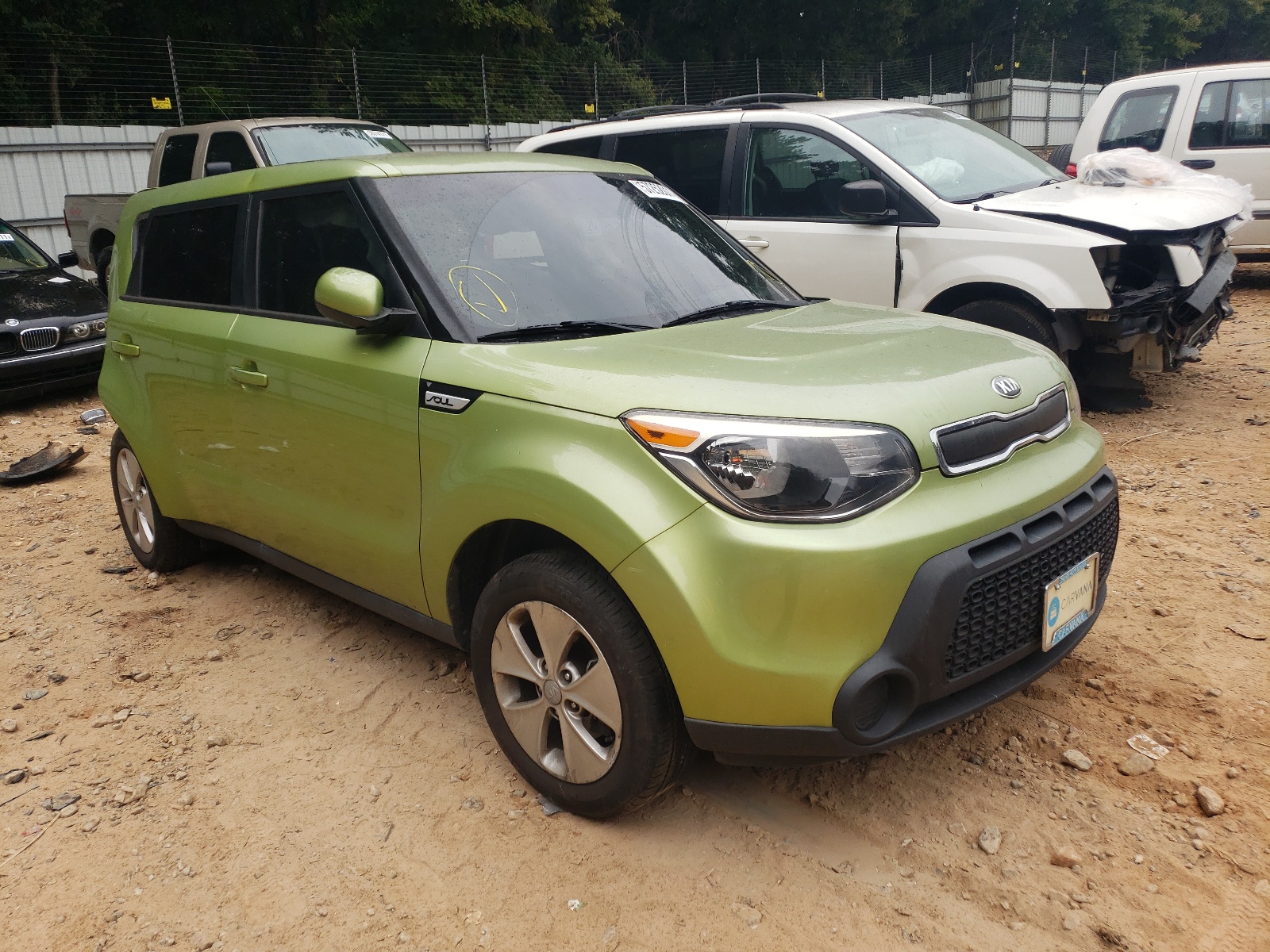 KIA SOUL 2016 with VIN KNDJN2A27G7826525 - Photo from auction
