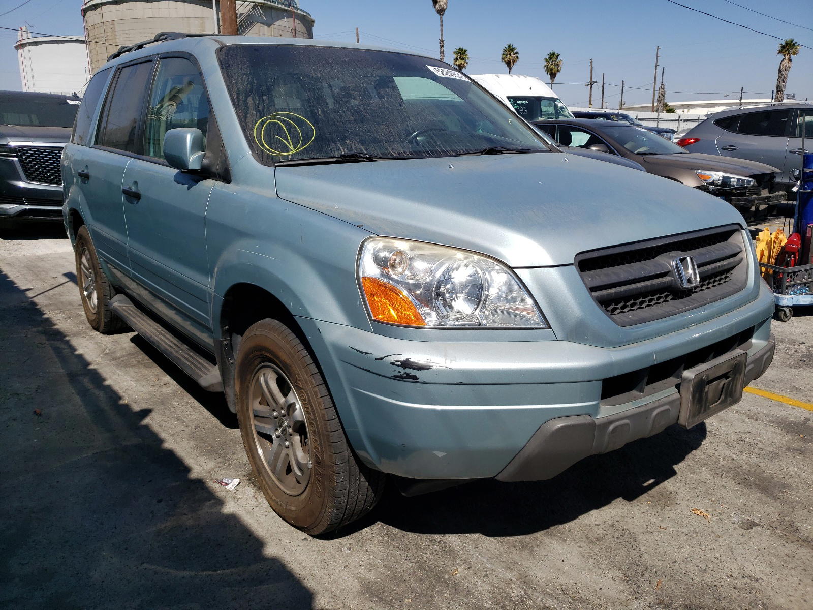HONDA PILOT EXL 2003 with VIN 2HKYF18633H508597 - Photo from auction