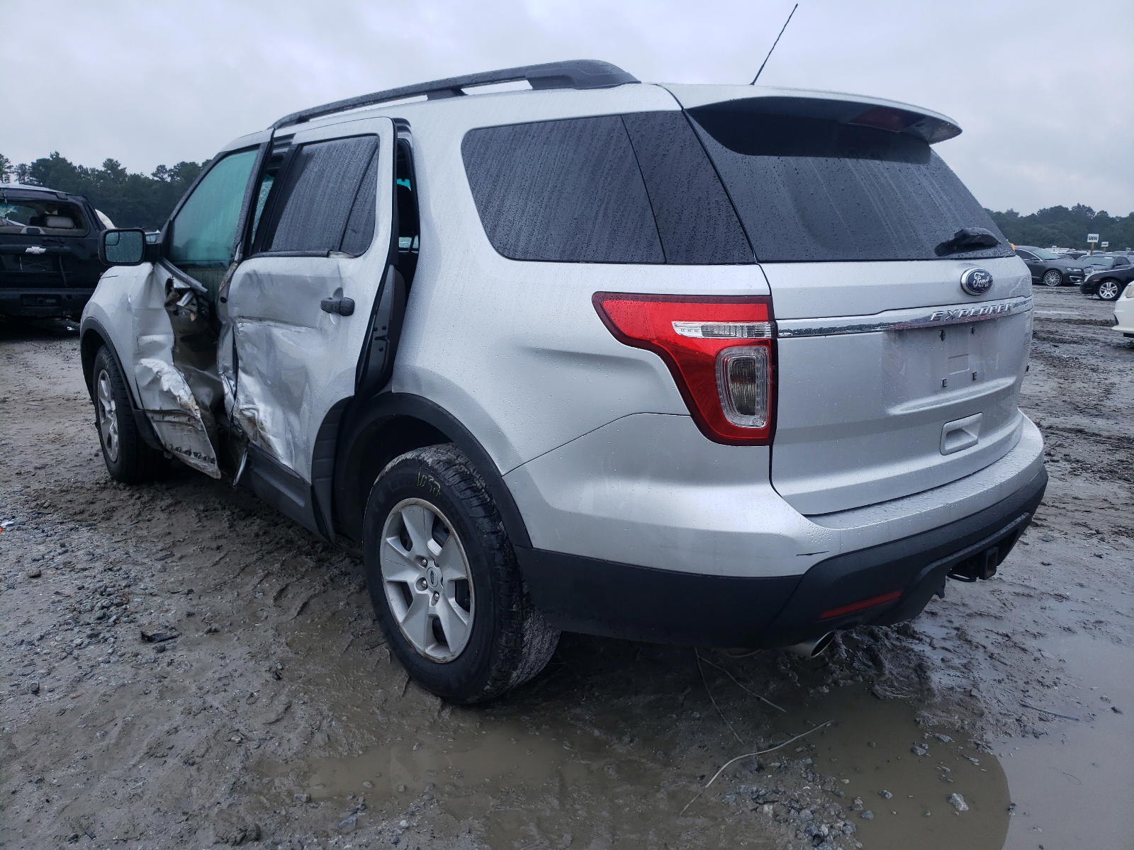 Photo 3 from auction – 2013 FORD EXPLORER with VIN 1FM5K7B83DGB24266