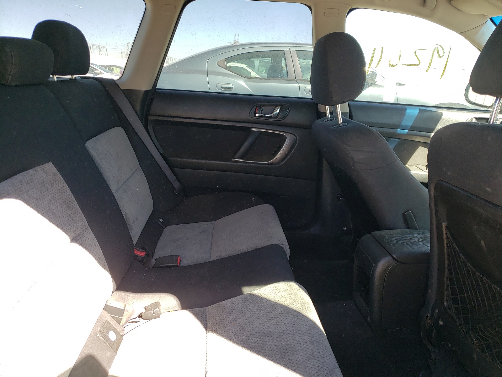 Photo 6 from auction – 2005 SUBARU LEGACY OUT with VIN 4S4BP61C656323971
