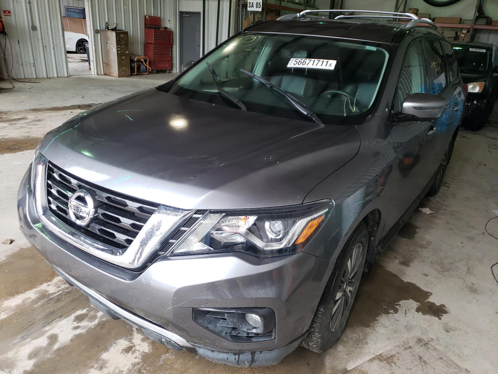 Photo 2 from auction – 2017 NISSAN PATHFINDER with VIN 5N1DR2MN9HC657930
