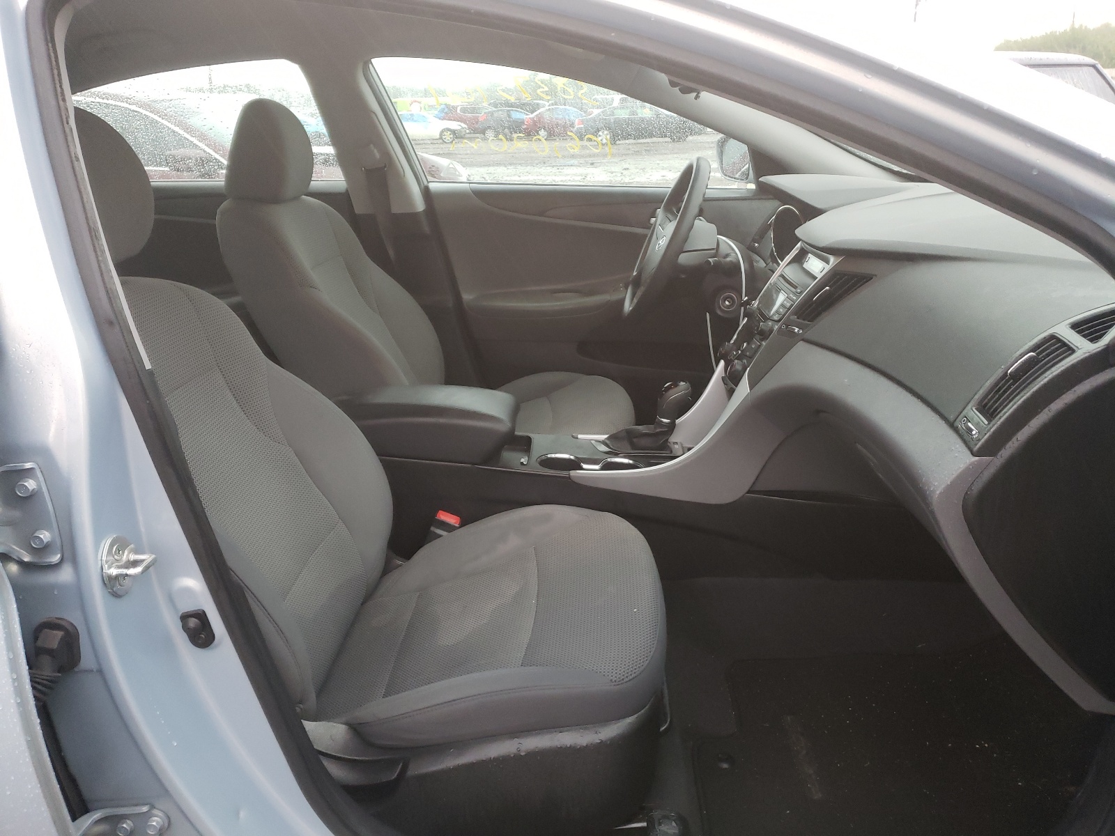 Photo 5 from auction – 2013 HYUNDAI SONATA GLS with VIN 5NPEB4AC7DH676566
