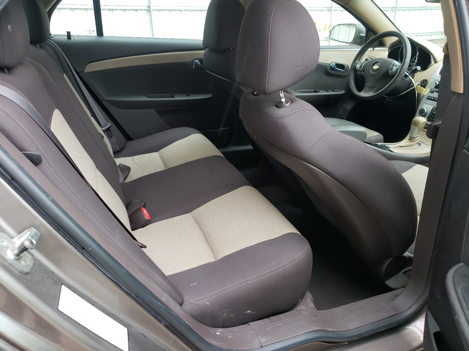 Photo 6 from auction – 2011 CHEVROLET MALIBU LS with VIN 1G1ZA5E12BF325762