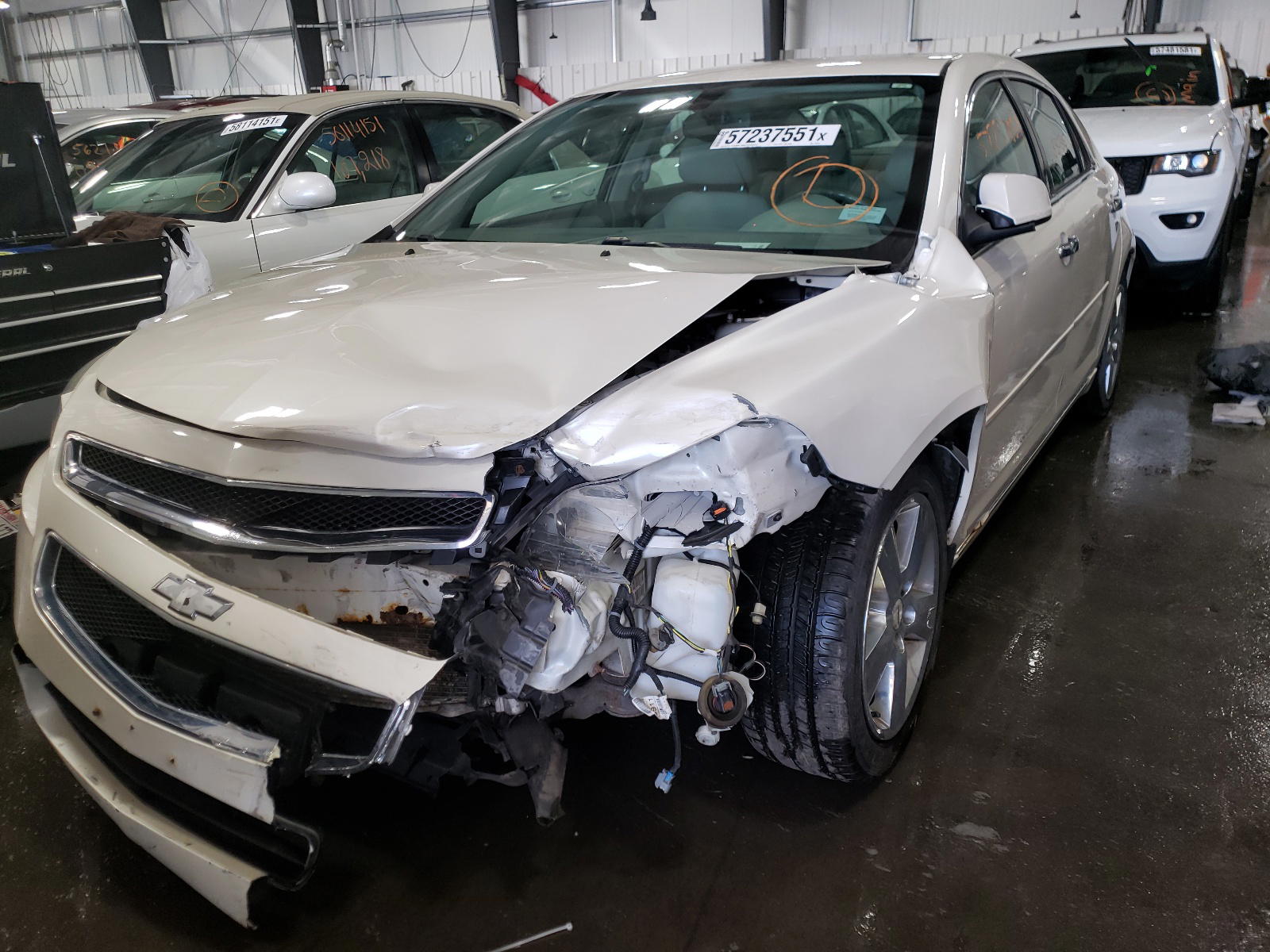 Photo 2 from auction – 2012 CHEVROLET MALIBU 2LT with VIN 1G1ZD5E09CF254351